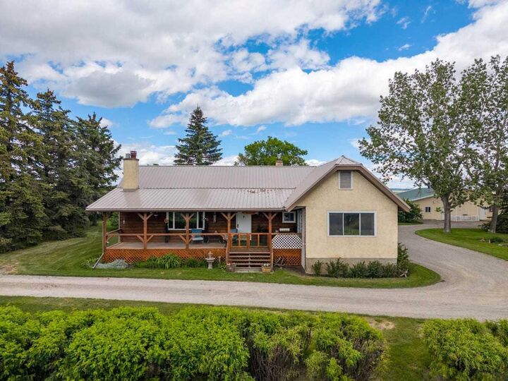Photo de la propriété:  80060 475 Avenue E  AB T1V 1M3 