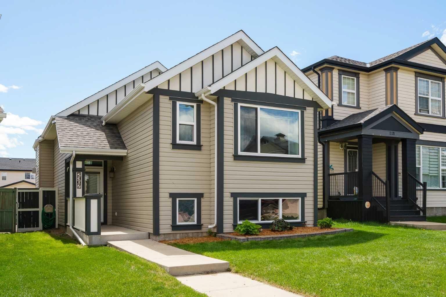 Property Photo:  2367 Sagewood Gate SW  AB T4B 3M7 