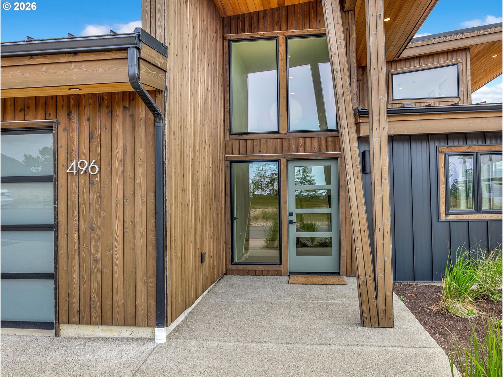 Property Photo:  496 Sea View Dr  OR 97130 