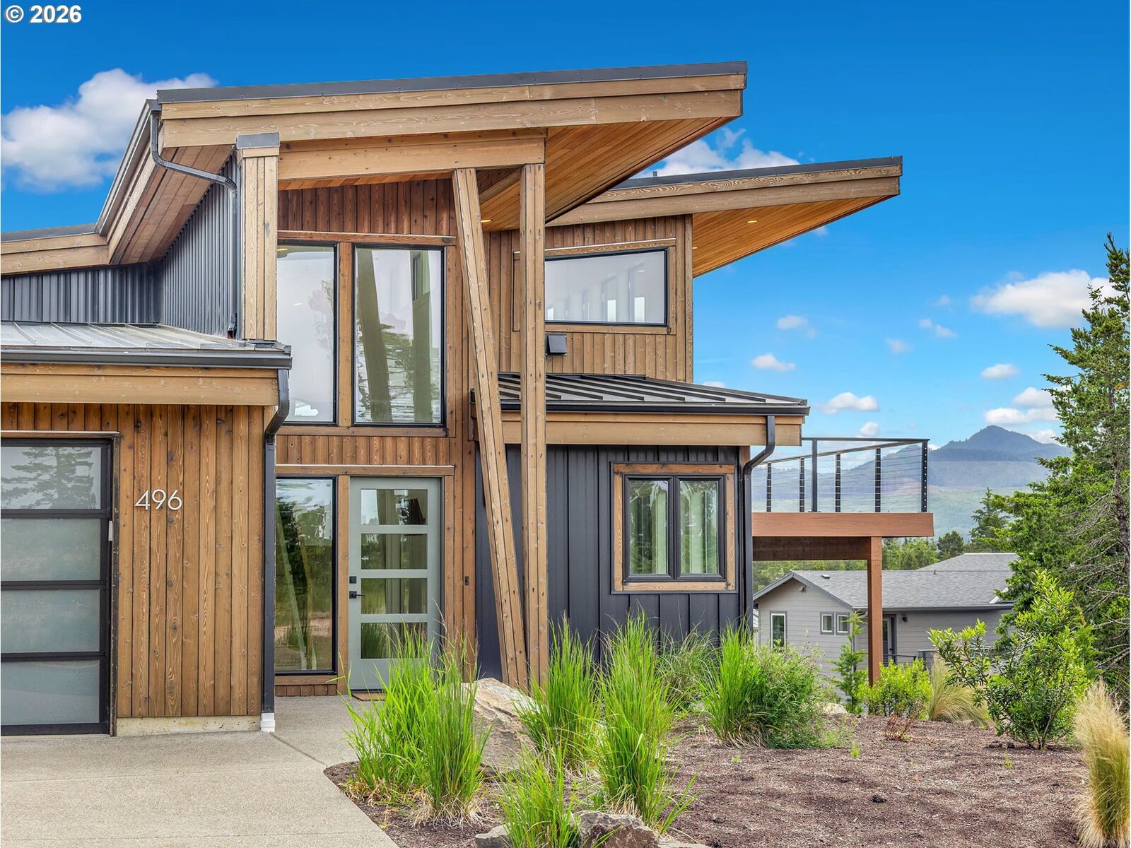 Property Photo:  496 Sea View Dr  OR 97130 