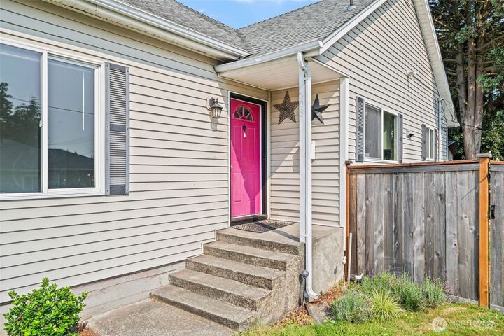 Property Photo:  503 S 58th Street  WA 98408 
