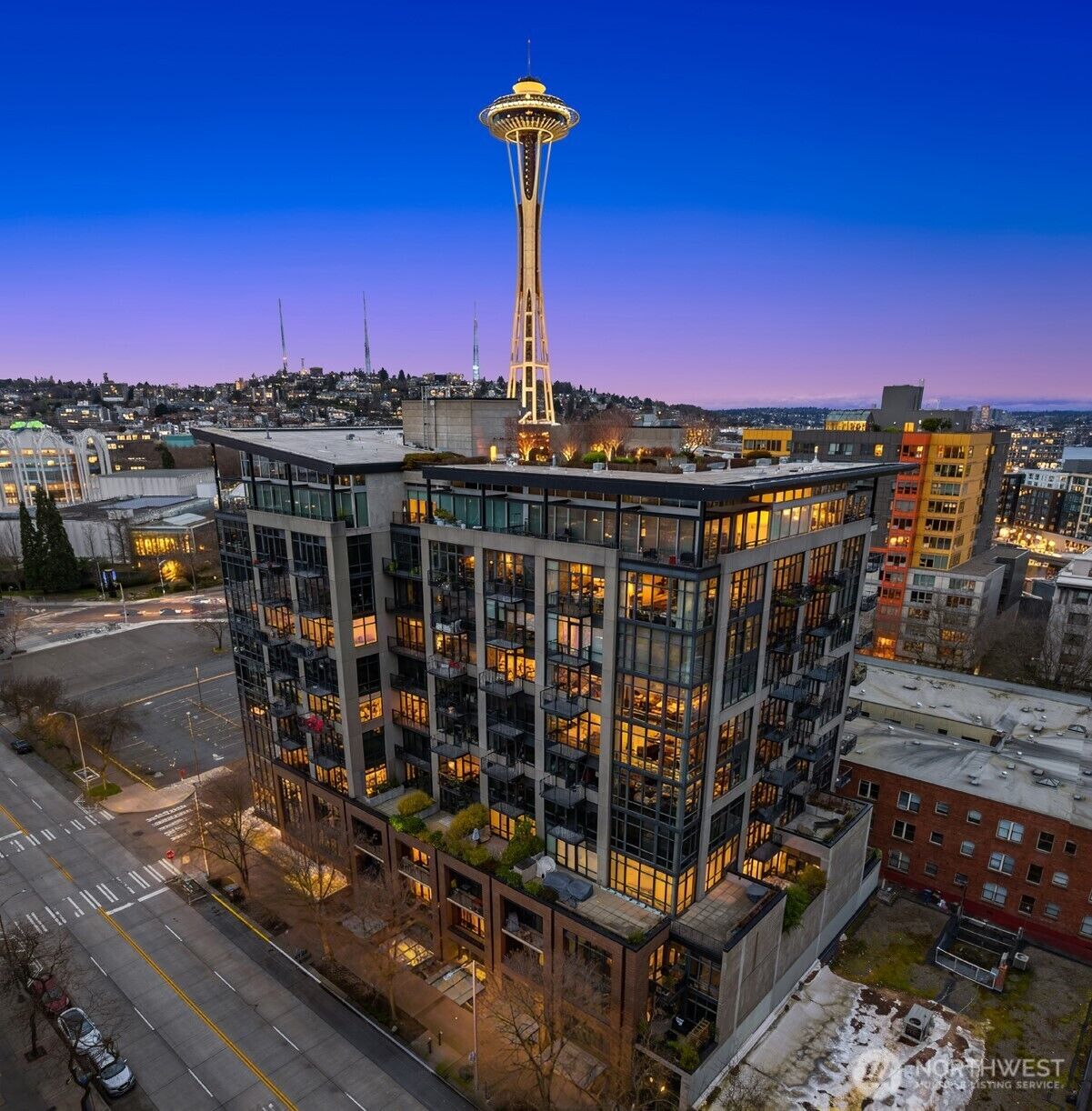 Property Photo:  2720  3rd Avenue 505  WA 98121 