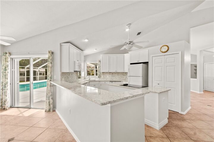 Property Photo:  738 Periwinkle Drive  FL 32958 