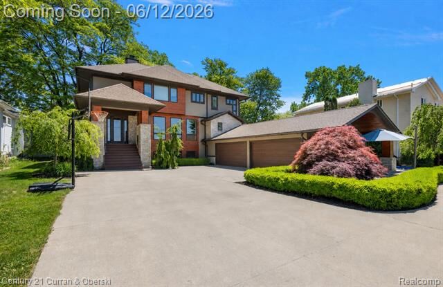 Property Photo:  1345 E Lake Drive  MI 48377 