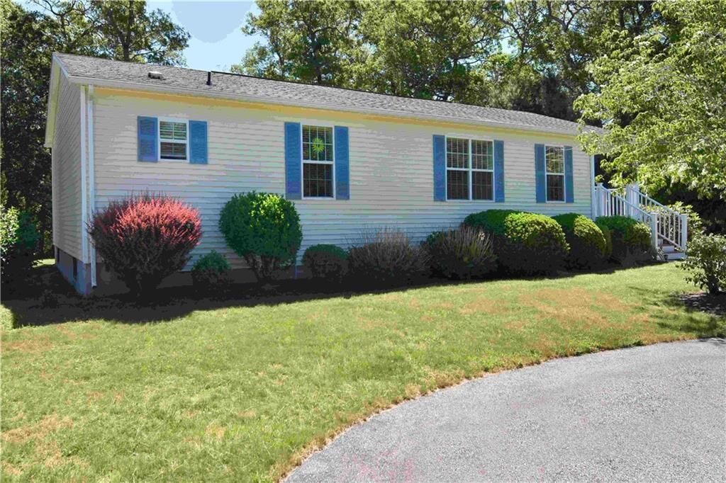 Property Photo:  10 Stellar Way  RI 02879 