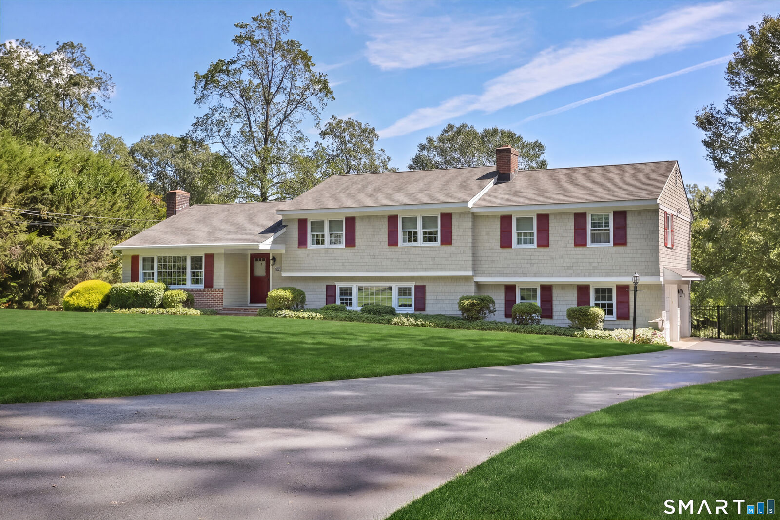 Property Photo: 208 Thornridge Drive CT 06903