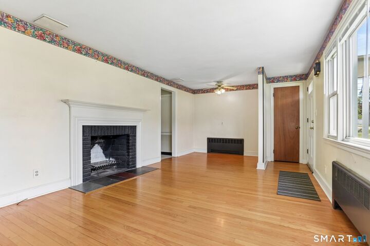 Property Photo:  120 Mapleside Drive  CT 06109 