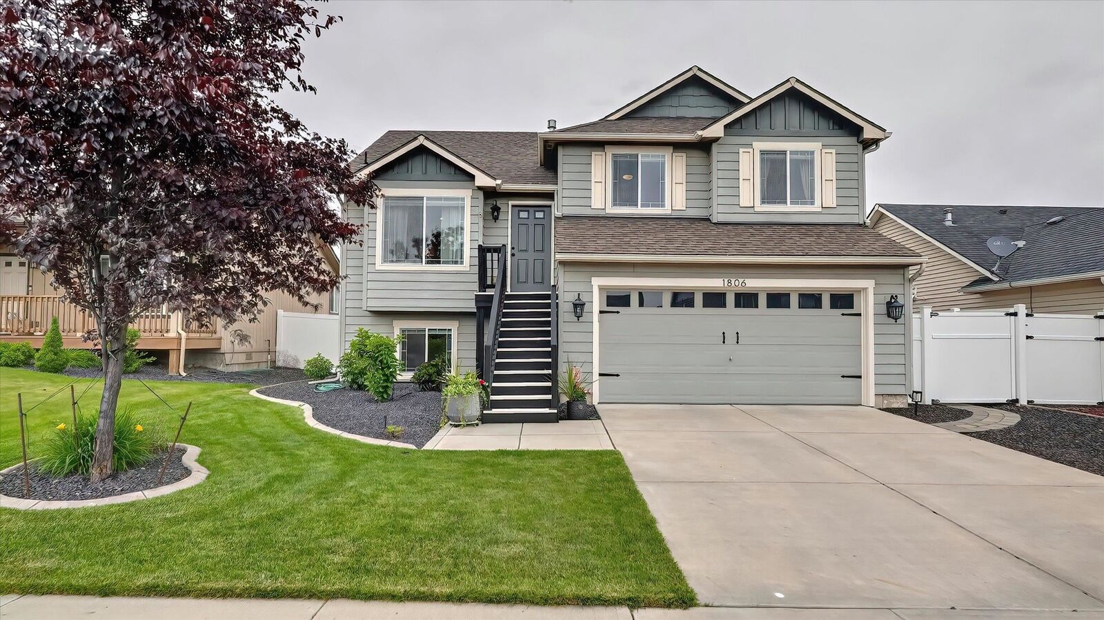 Property Photo:  1806 W Maxine Ave  WA 99208 