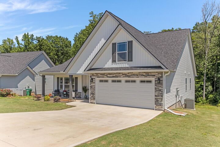Property Photo: 150 Double Creek Drive SC 29341