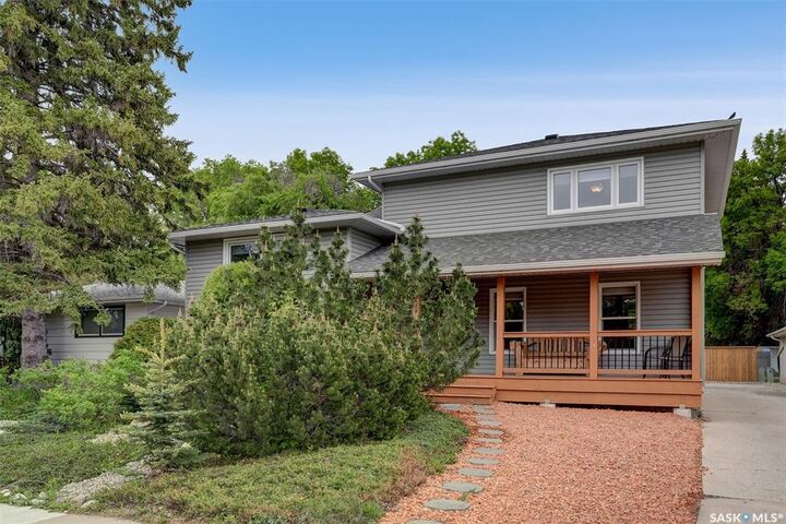 Photo de la propriété:  209 Douglas Avenue E  SK S4N 1H4 