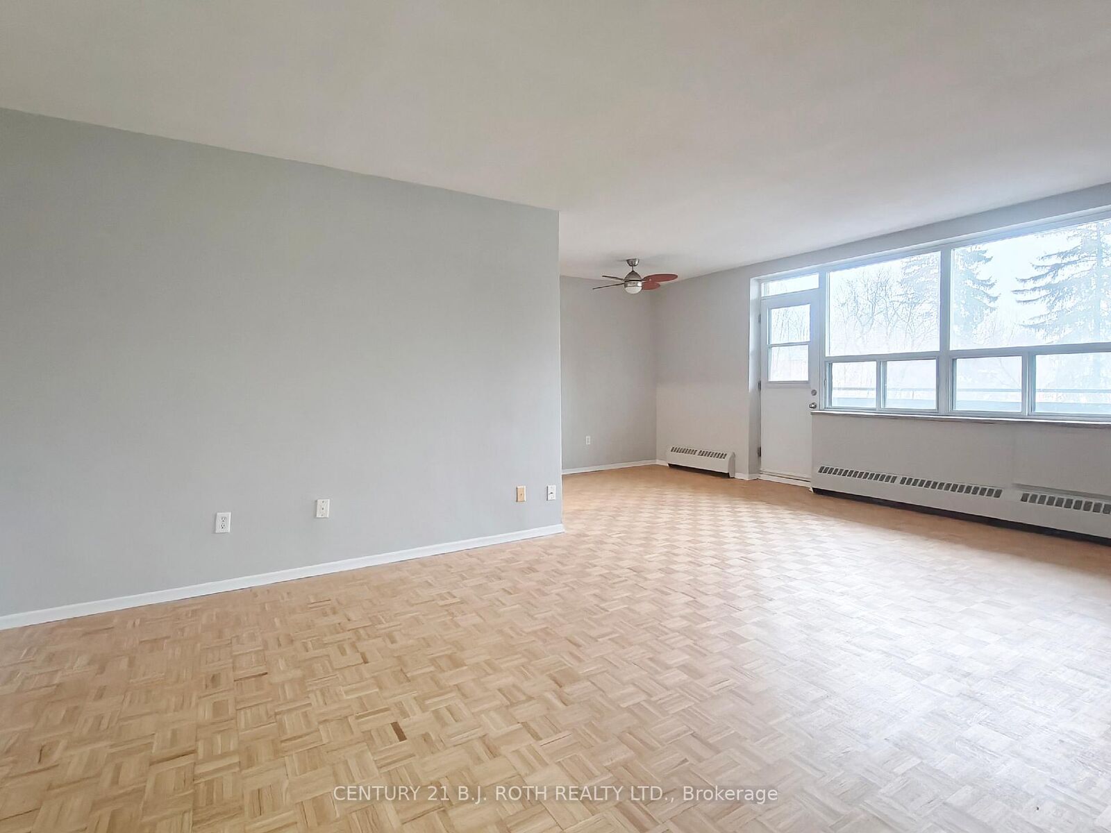 Property Photo:  37 Peel Street 301  ON L4M 3L1 