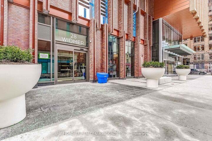 28 Widmer Street Sph23 — photo 1