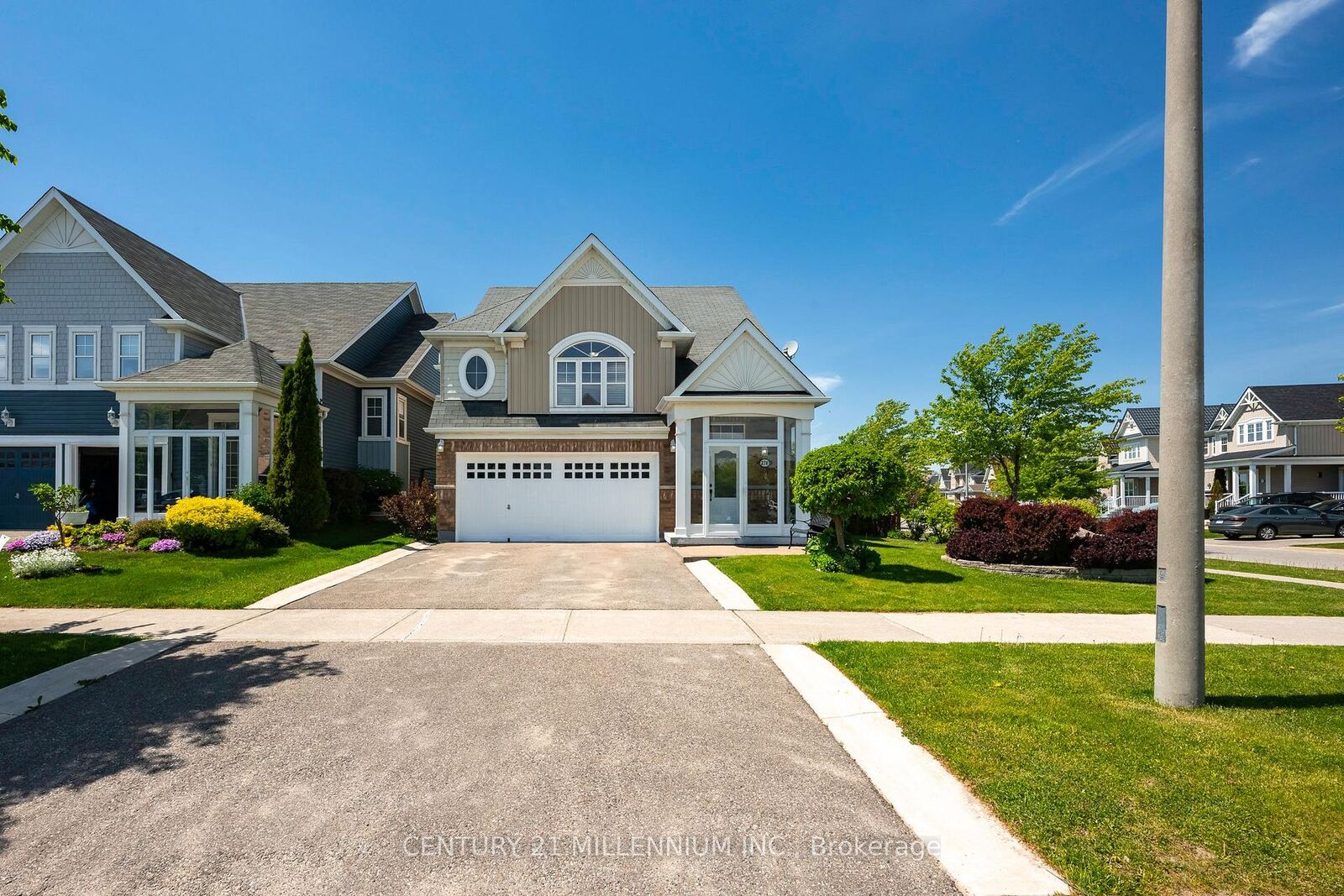 Photo de la propriété: 276 Morden Drive ON L9V 2S3