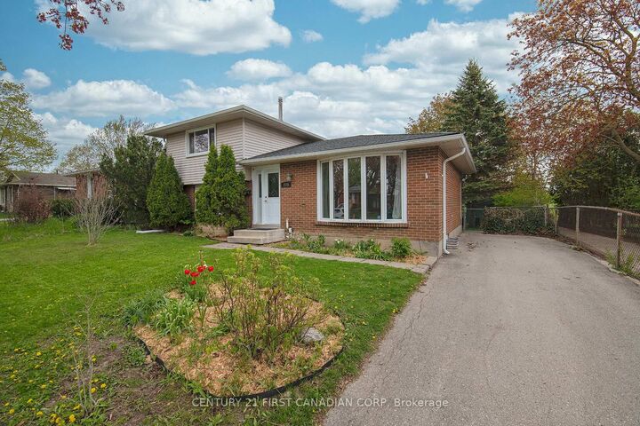 Property Photo: 808 Dulaney Drive ON N6C 3W4