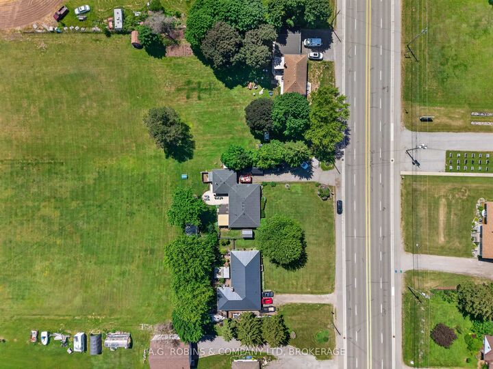 Property Photo: 3119 #3 Highway E ON L3K 5V3