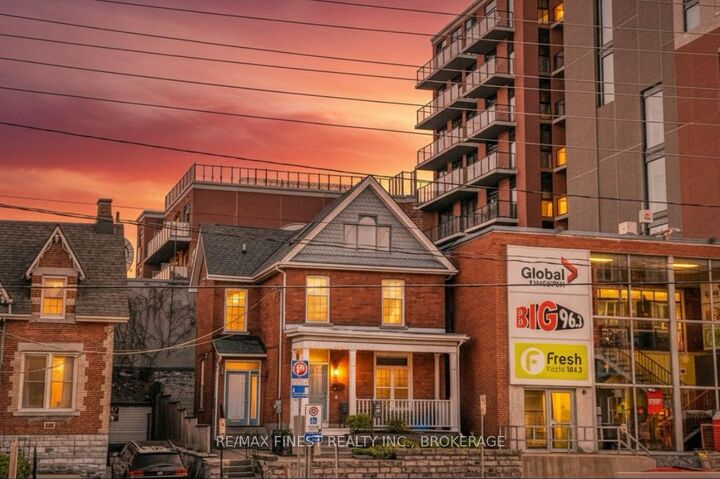 Property Photo: 166 Queen Street ON K7K 1B1