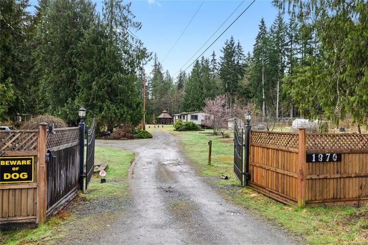 Property Photo: 1964/1970 Errington Rd BC V0R 1V0