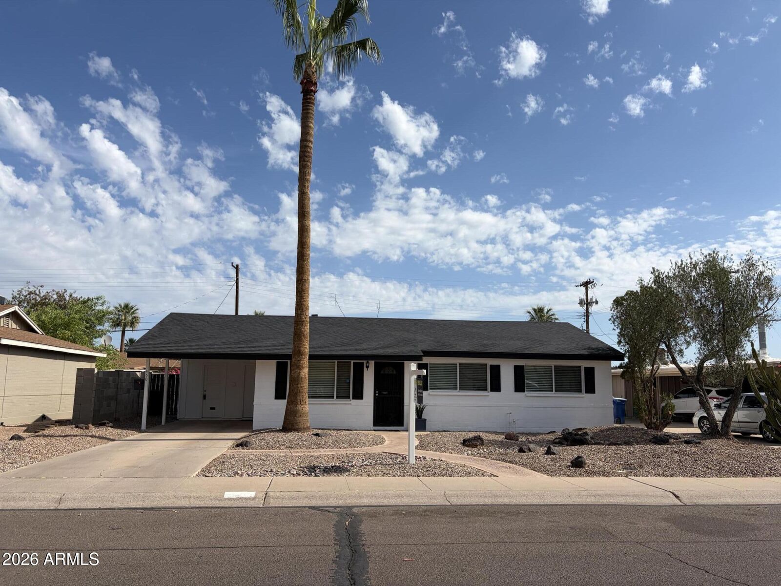 Property Photo:  450 E Garfield Street  AZ 85288 