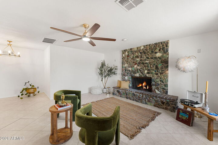 Property Photo: 8509 E Mackenzie Drive AZ 85251