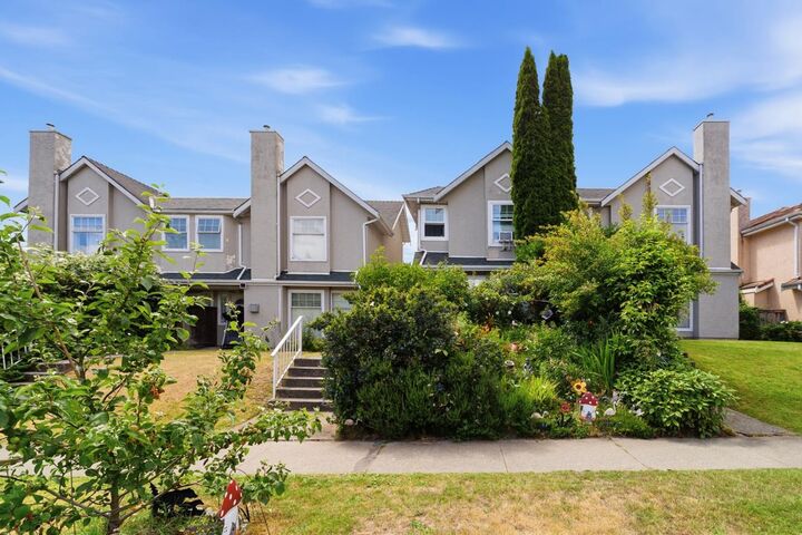 Property Photo: 8291 French Street 6 BC V6P 4V9