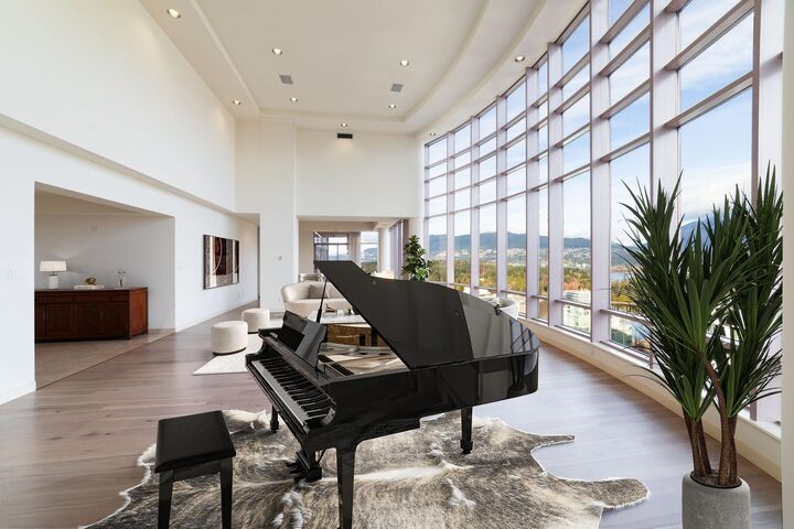 Property Photo: 1500 Alberni Street Ph 1 BC V6G 3C9