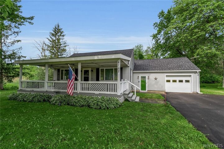 Property Photo:  8752 Donahue Road  NY 14020 