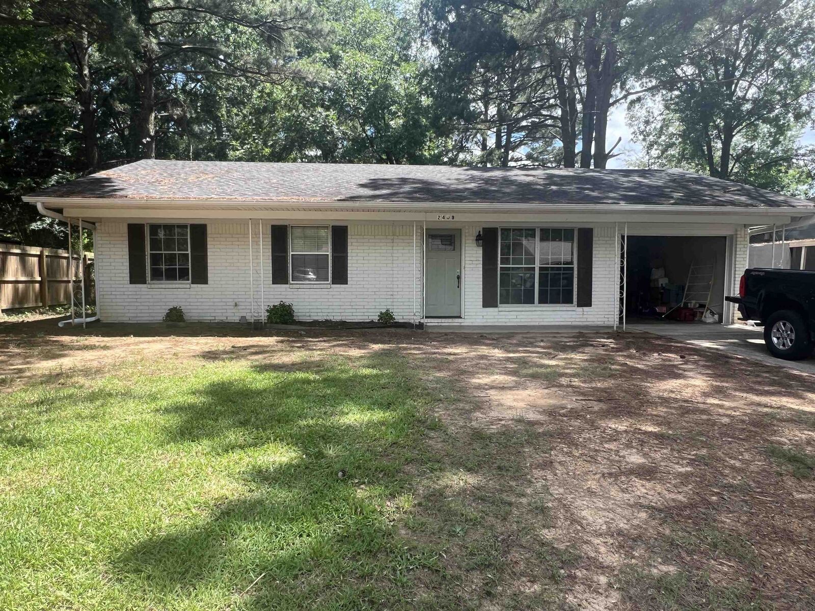 Property Photo:  2403 Parkview  AR 72034 