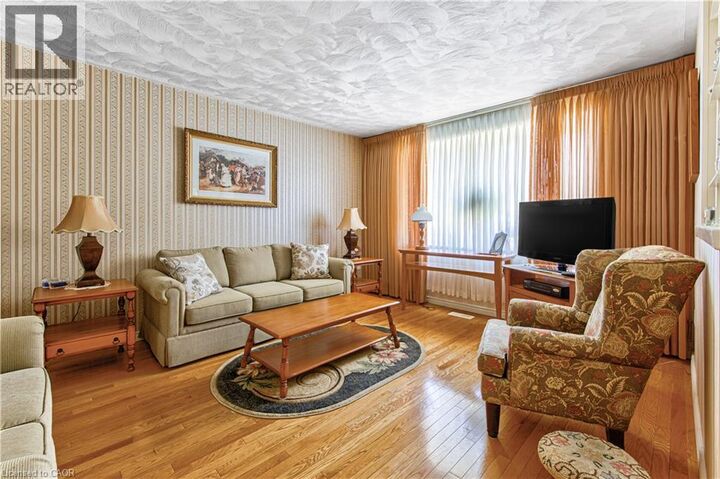 Property Photo:  65 Summerside Crescent  ON N1R 5S2 