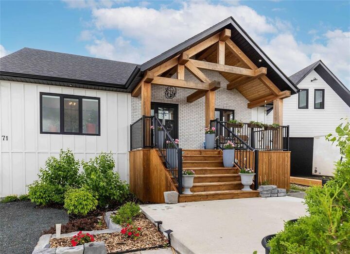 Property Photo:  71 Orchard Hill Drive  MB R5G 2K7 