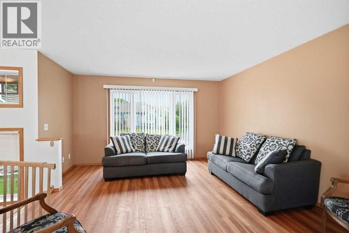 Property Photo: 324 Mt Aberdeen Close Southeast AB T2Z 3N4