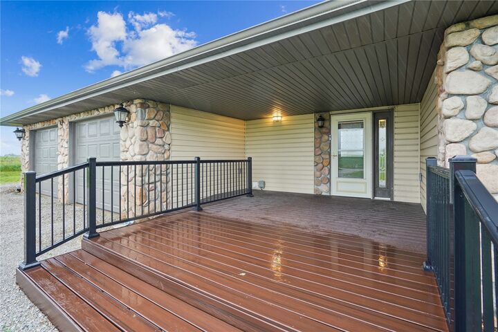 Property Photo:  2666 50th St Dr  IA 52210 