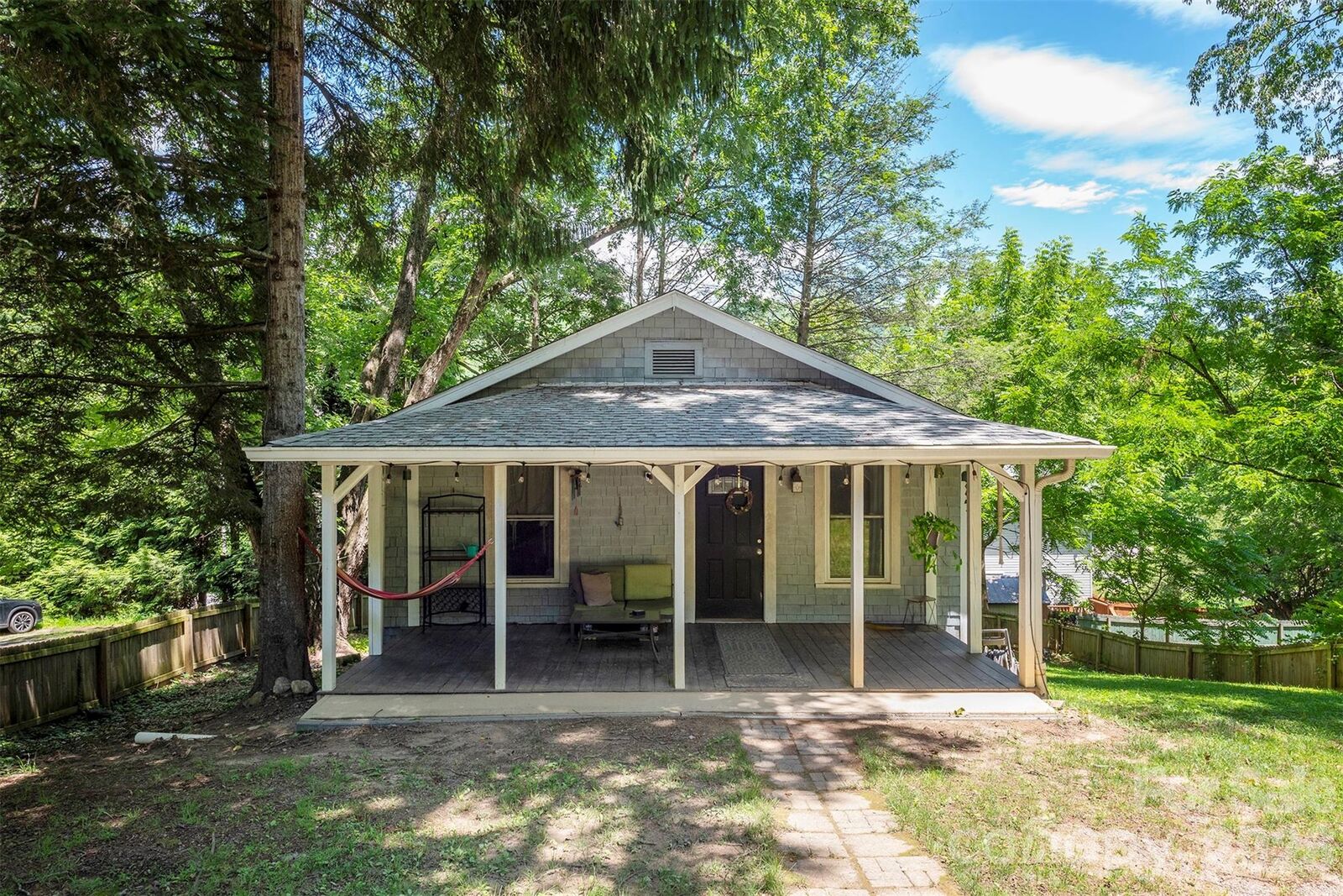 Property Photo: 14 Border Street NC 28711