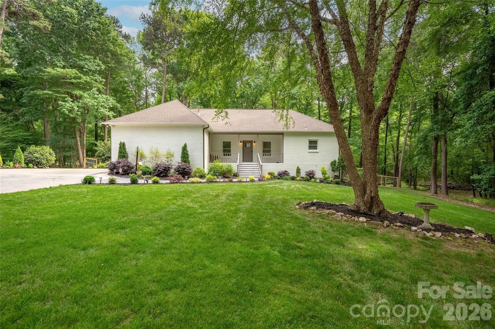 Property Photo: 1800 Chestnut Lane NC 28104
