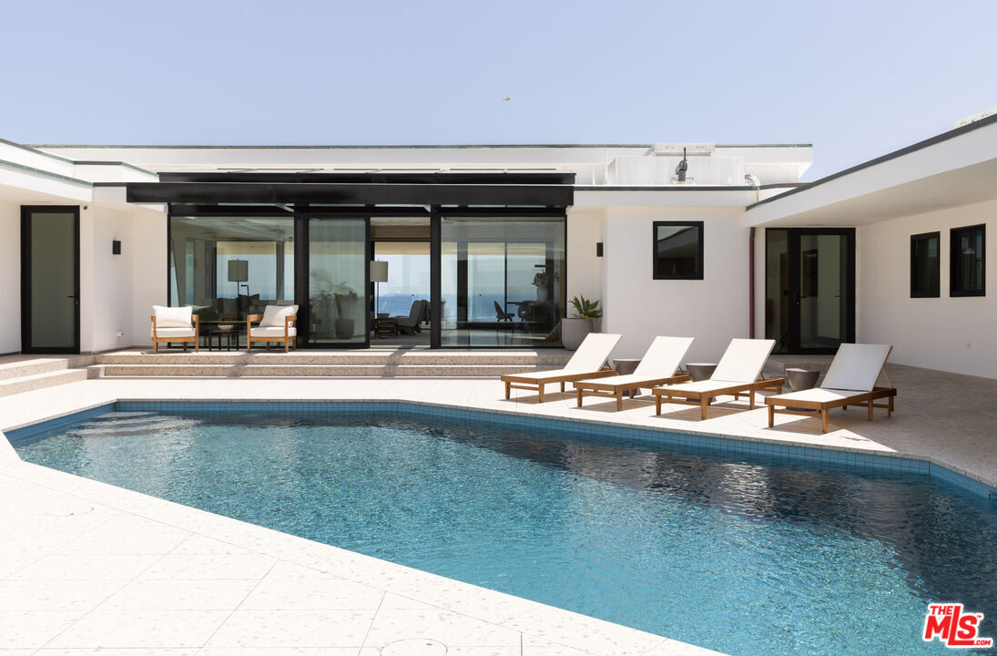 Property Photo:  31388 Broad Beach Rd  CA 90265 