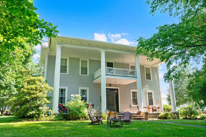 Property Photo:  75 Hill Street  OH 43138 