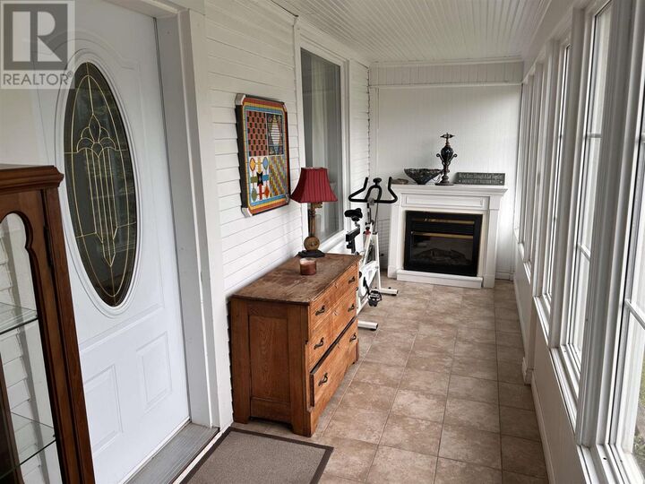 Property Photo: 239 Pim St ON P6B 2T1