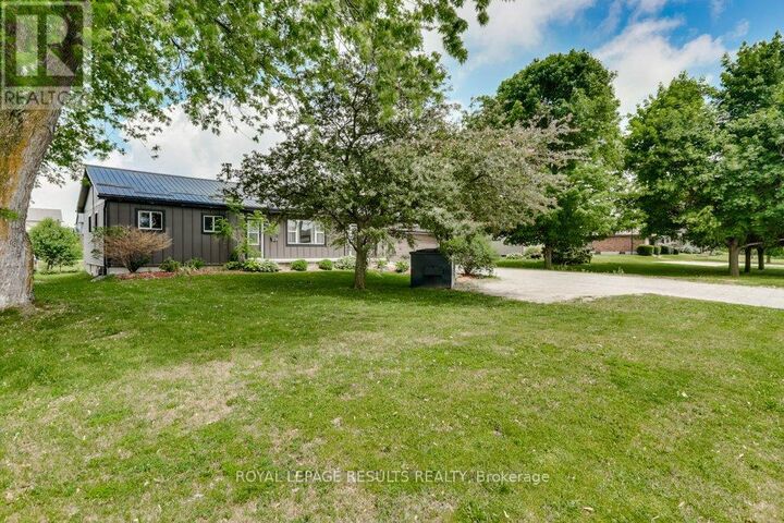 Property Photo: 64 North Street East ON N4G 1B5