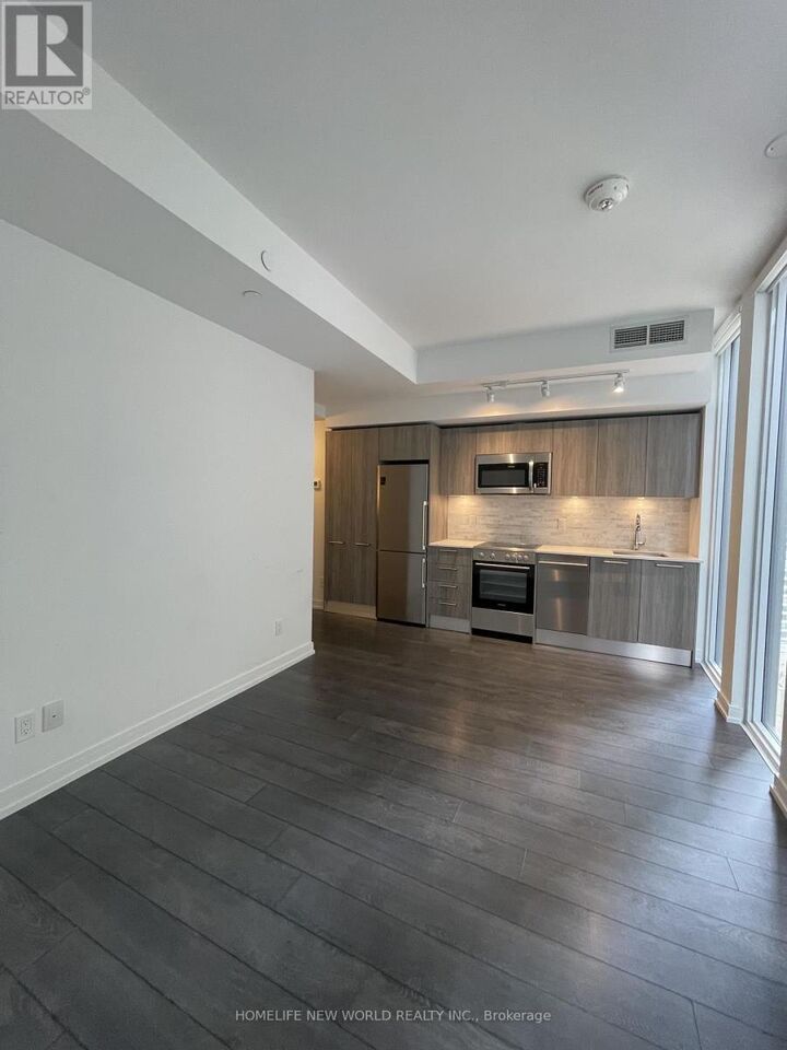 Property Photo:  28 Wellesley Street East 1701  ON M4Y 1G3 