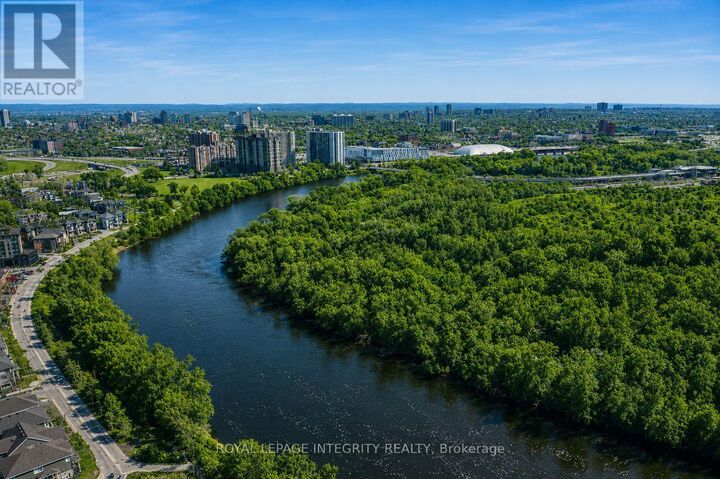 Property Photo:  530 De Mazenod Avenue 612  ON K1S 5W8 