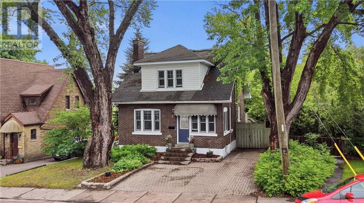 Property Photo:  48 Roxborough Drive  ON P3E 1J7 