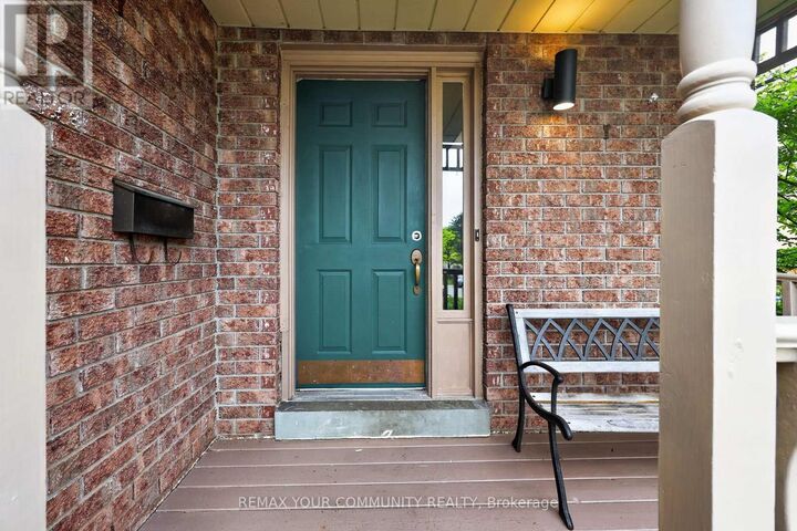 Property Photo:  82 Ondrey Street  ON L3Z 2W9 