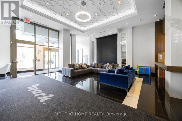 Property Photo:  9560 Markham Road Ph 5  ON L6E 0T9 