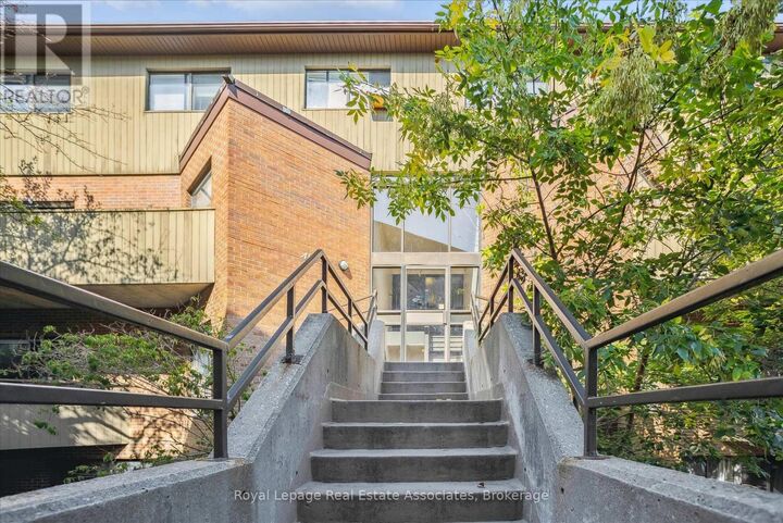 Property Photo:  2035 South Millway 53  ON L5L 1R7 