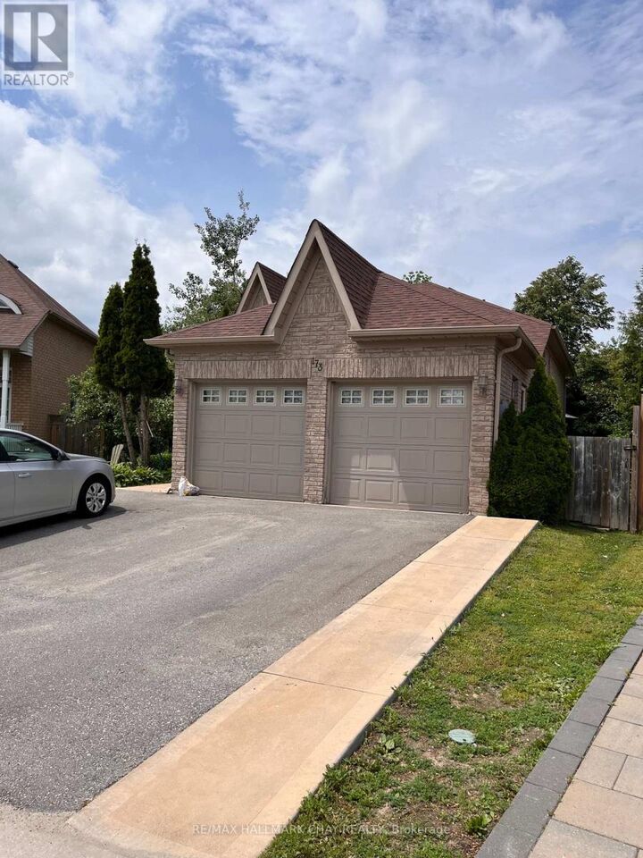 Property Photo:  173 Wessenger Drive  ON L4N 8N9 