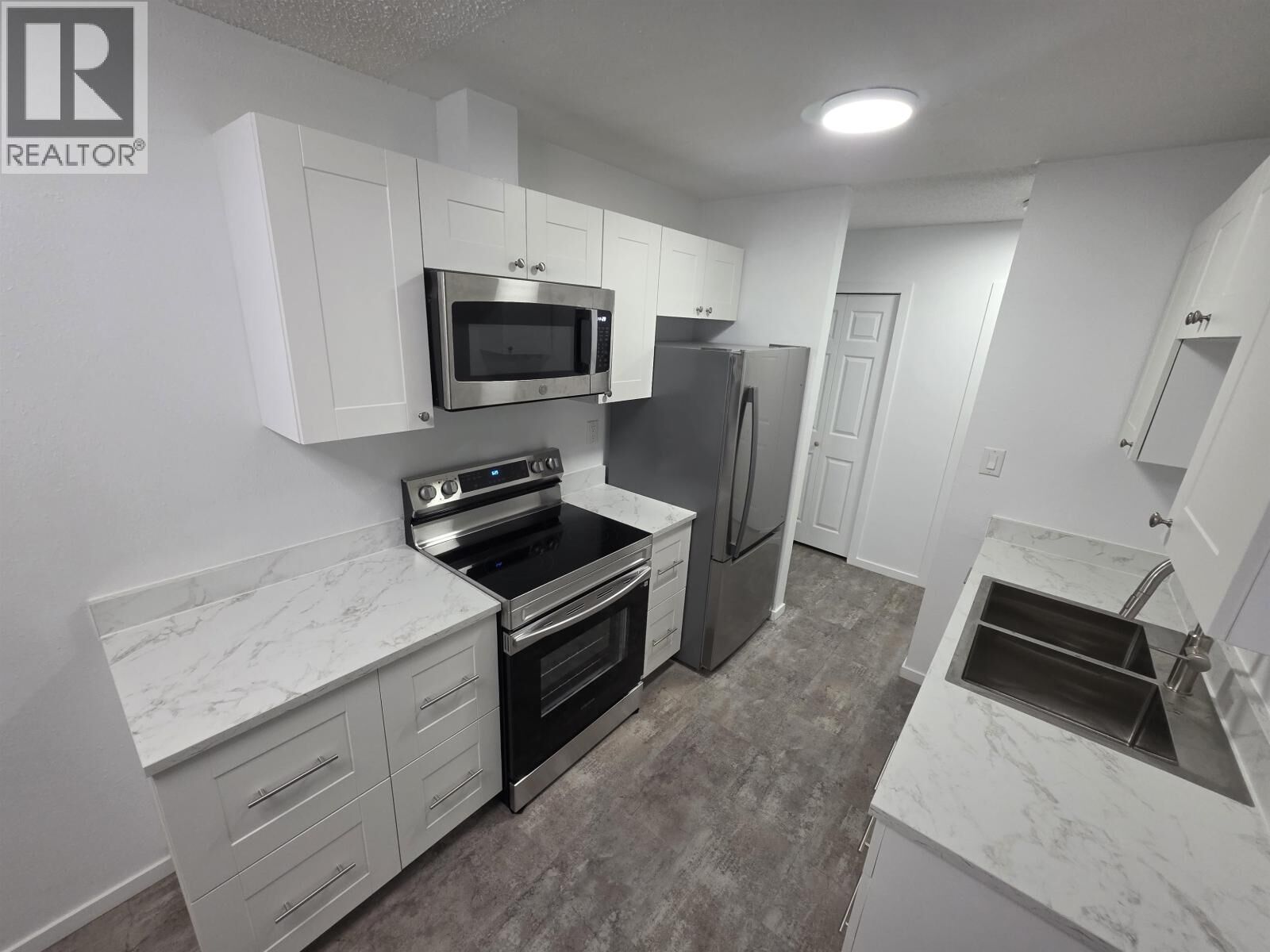 Photo de la propriété:  2607 Pear Street 1312  BC V8G 4V5 