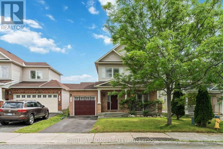 Property Photo:  467 Paul Metivier Drive  ON K2J 0A9 