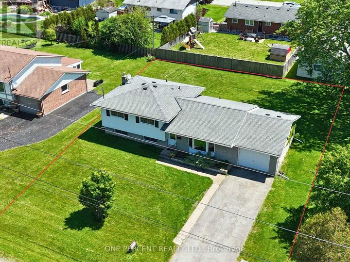Property Photo:  978 Ferndale Avenue  ON L2A 5S8 