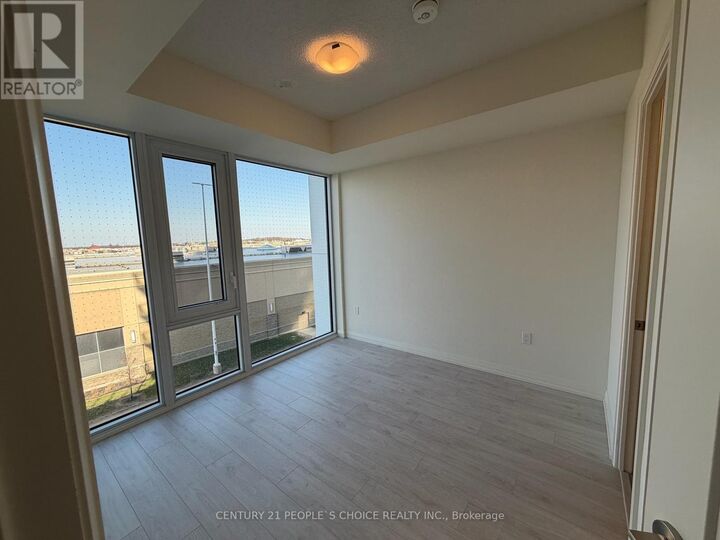 Property Photo:  27 Korda Gate 412  ON L4K 2M9 