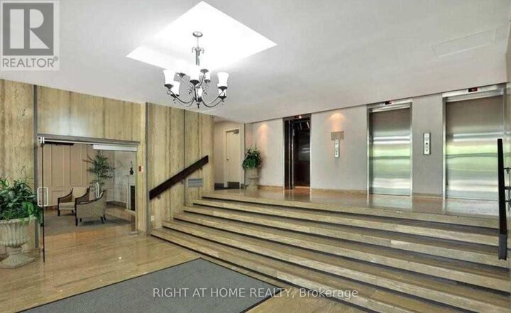 Property Photo:  1359 White Oaks Boulevard 1103  ON L6H 2R8 