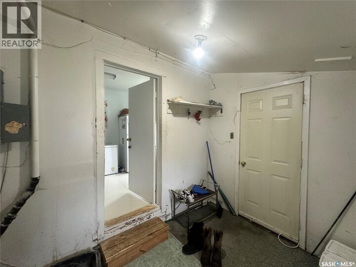 Property Photo:  517 7th Street E  SK S0A 4T0 